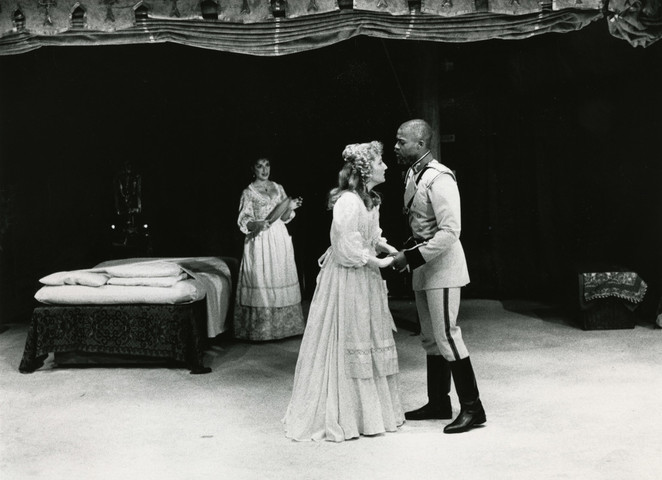 1987-10-Othello4.tif